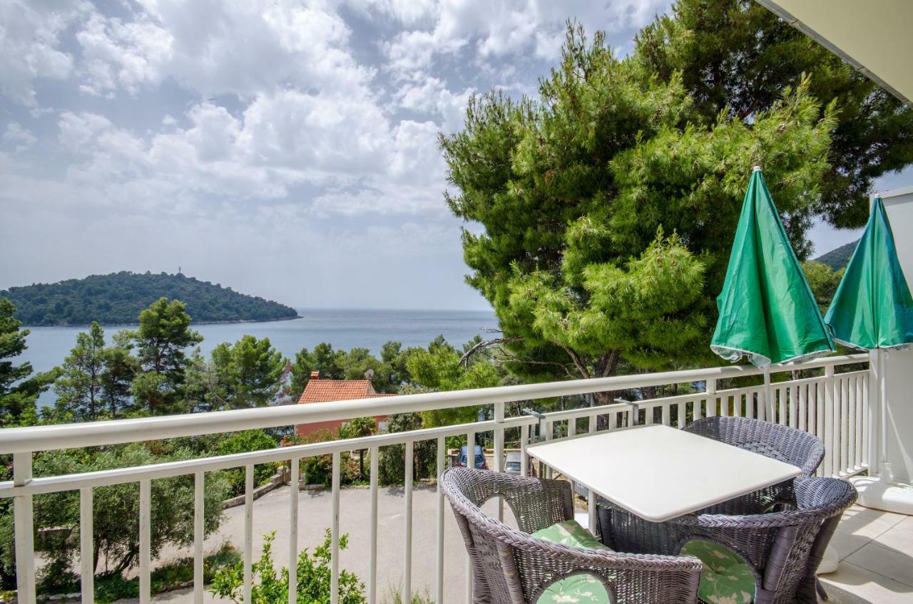 Apartments Marjan Brna Zewnętrze zdjęcie