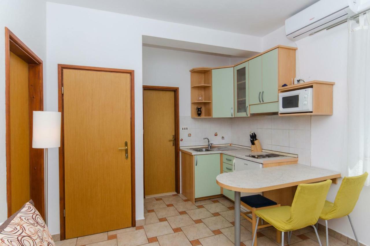 Apartments Marjan Brna Zewnętrze zdjęcie